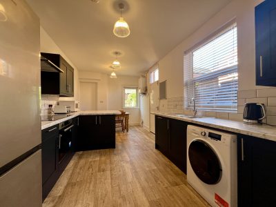 11 York Road Kitchen