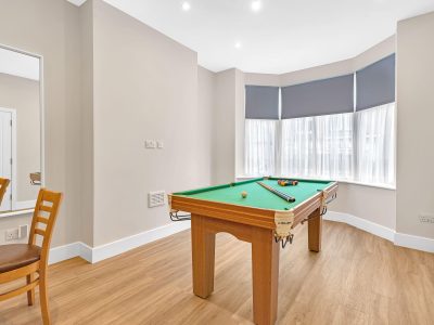 5 Burleigh Road Snooker
