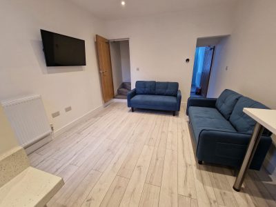 9 Oxford Street Lounge