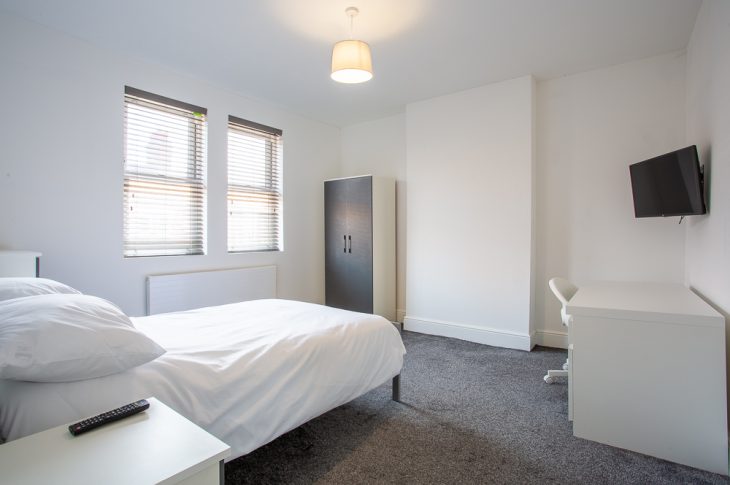 Flat 2, 17 Burleigh Road
