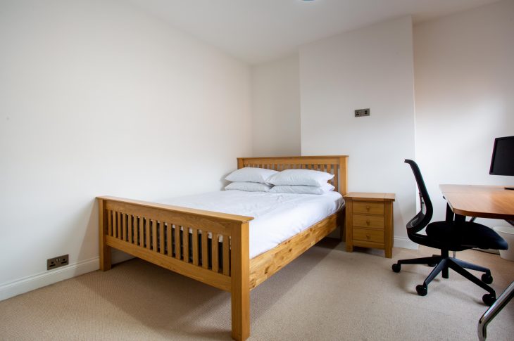 25 Shakespeare Street