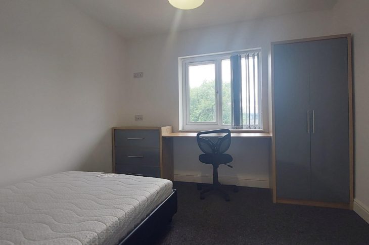 Flat 3, 3 White Ridge Court