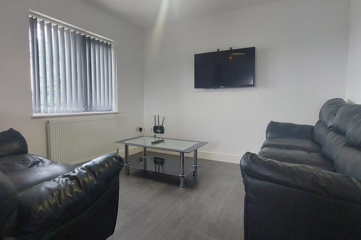 Flat 3, 3 White Ridge Court