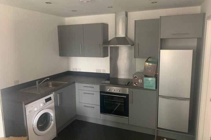 Flat 4, 2 White Ridge Court