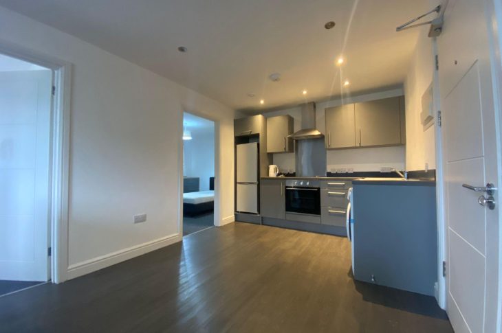 Flat 6, 2 White Ridge Court