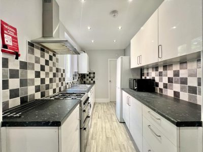 1 Edward Street Kitchen 2