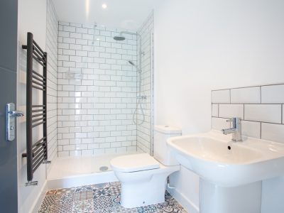 107 A Paget Street Bathroom