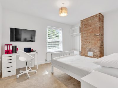 11 Broad Street Bedroom 1