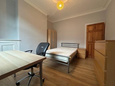 130 Leopold Street Bedroom 1