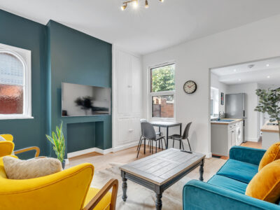 18 Hastings Street Lounge