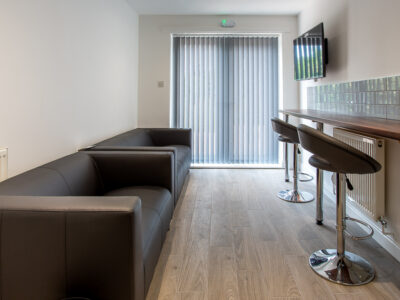 19 Ashleigh Drive Dining Area Lounge