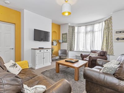 21 Radmoor Road Lounge