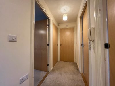 22 Holland Close Hall