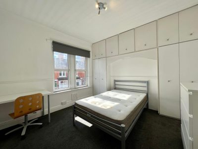 23 Curzon Street Bedroom 2