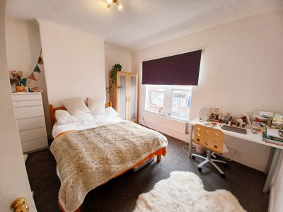 25 Curzon Street Bedroom 2