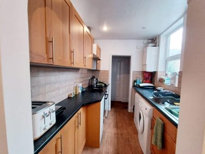 25 Curzon Street Kitchen
