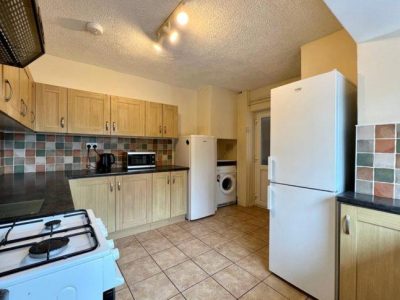 29 Nanpanton Road Kitchen
