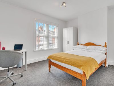 3 Curzon Street Bedroom 1