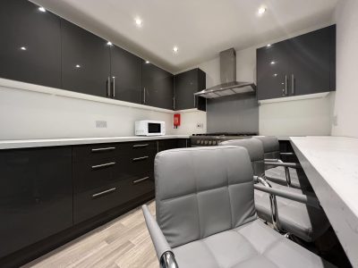 36 Ashleigh Drive Kitchen Breakfast area laylout 2