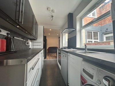 40 Oxford Street Kitchen