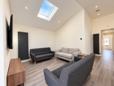 401 New Ashby Road Lounge