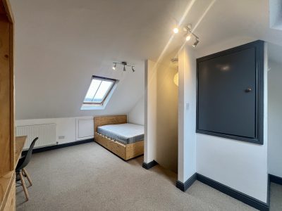 6 Oxford Street Bedroom 4