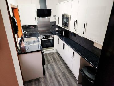 87 Leopold St Communal Kitchen