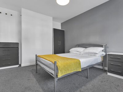 9 Coniston Cresent Bedroom 1