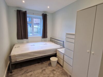 9 Oxford Street Bedroom 2