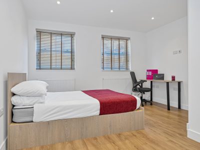 Flat 2 45 Park Road Bedroom