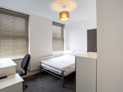 Flat 3 17 B Burleigh Road Bedroom 1 Pic 1