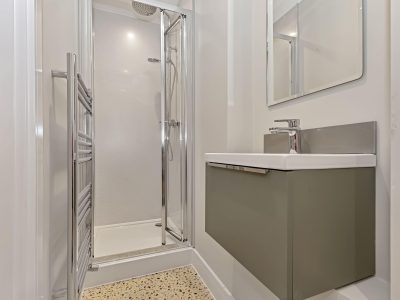 Flat 3 49 Park Road Bathroom
