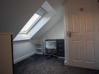 Flat 4 17 B Burleigh Bedroom 1 Pic 2