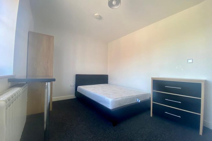 Flat 1, 104A Ashby Road