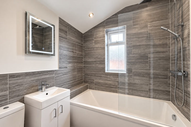 16 Paget Street Bathroom 2