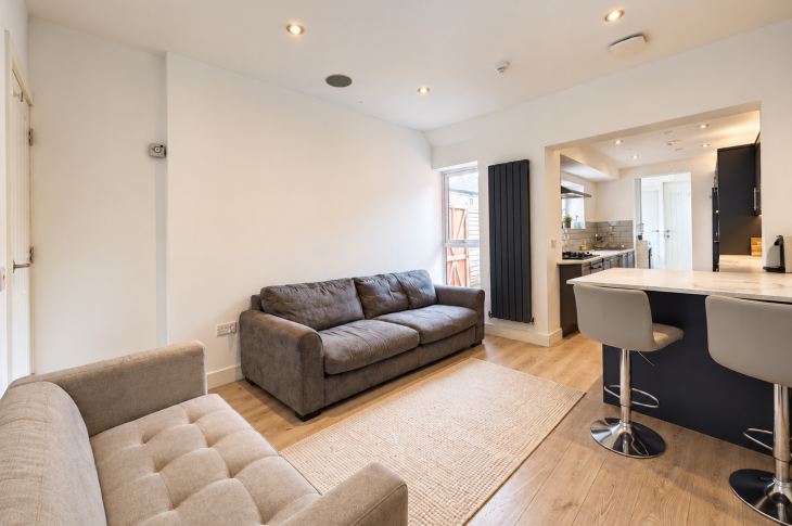 16 Paget Street Lounge