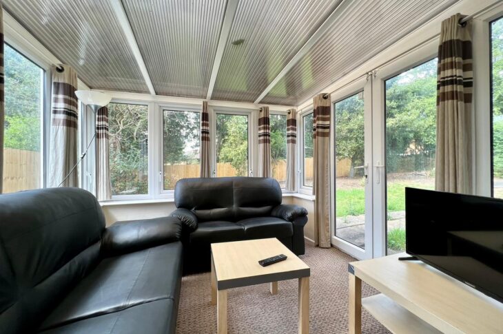 22 Coniston Crescent Conservatory Lounge