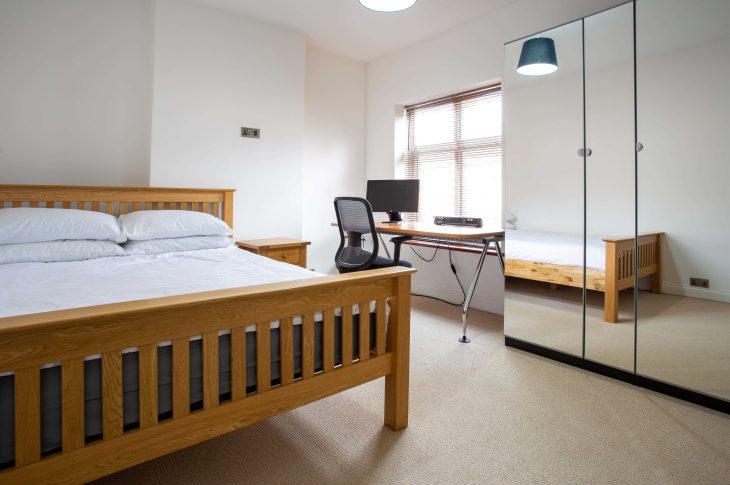 25 Shakespeare Street