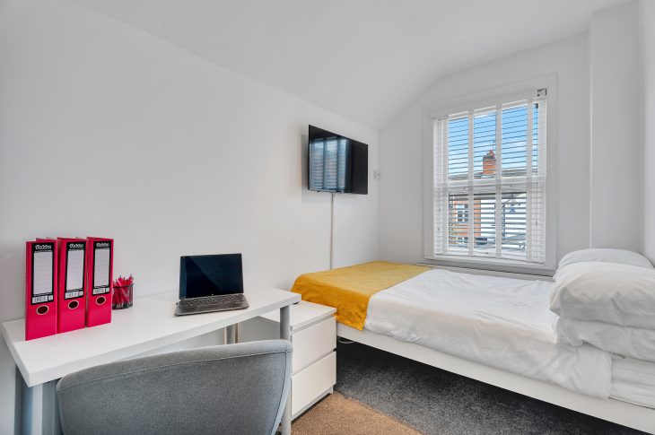 3 Curzon Street