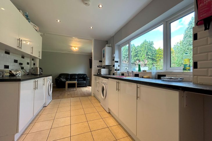 45 Garendon Green