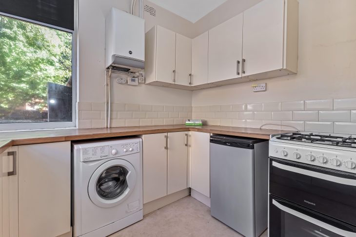 8 Radmoor Road Kitchen