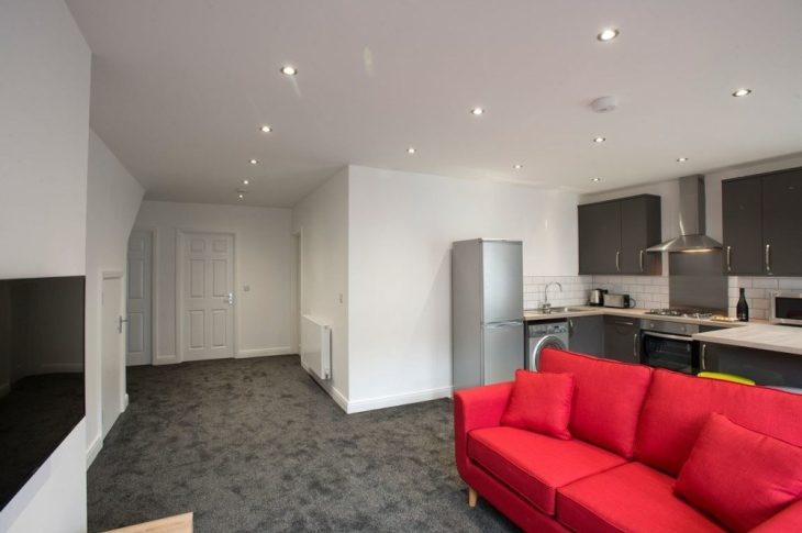 Flat 1, 17B Burleigh Road