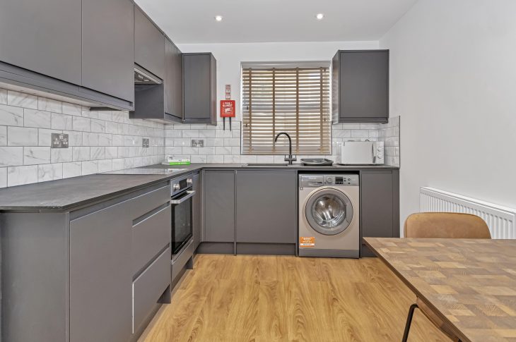 Flat 2, 45 Park Road