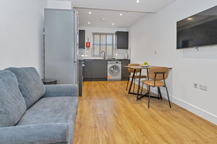 Flat 2, 45 Park Road