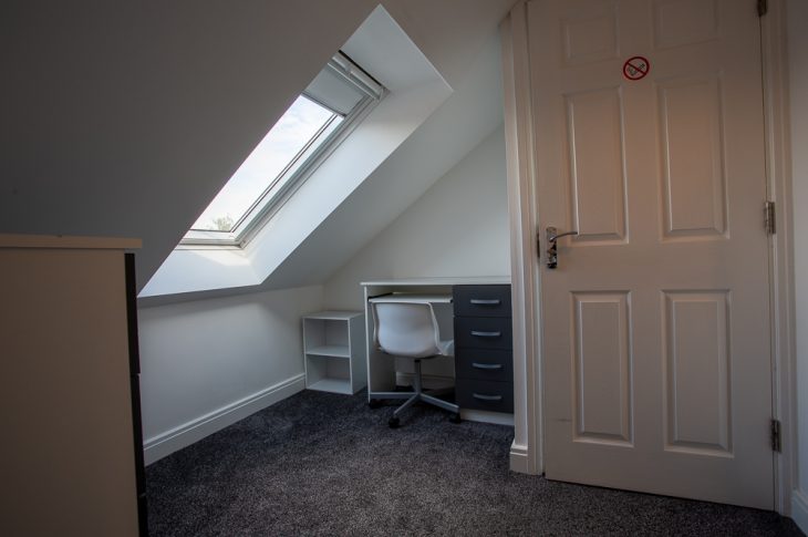 Flat 4, 17B Burleigh Road