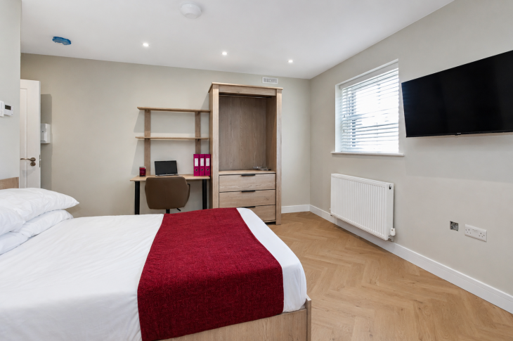 Flat 5, 49 Park Road